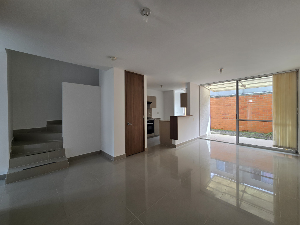 Casa En Venta - Ciudad Country, Jamundí