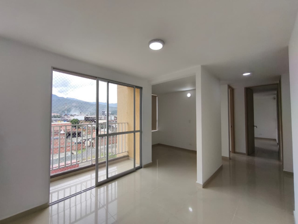 Apartamento En Arriendo - Brisas De Los Alamos, Cali