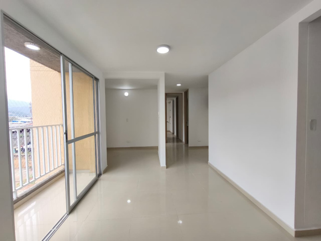 Apartamento En Arriendo - Brisas De Los Alamos, Cali