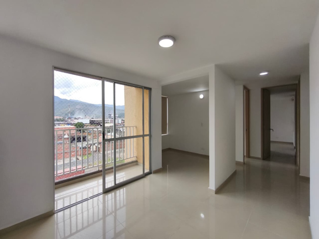 Apartamento En Arriendo - Brisas De Los Alamos, Cali