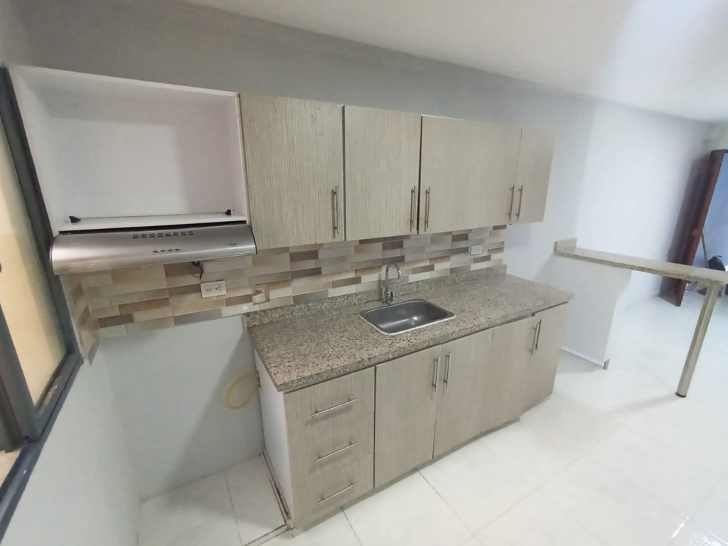 Apartamento En Arriendo - Atanasio Girardot, Cali
