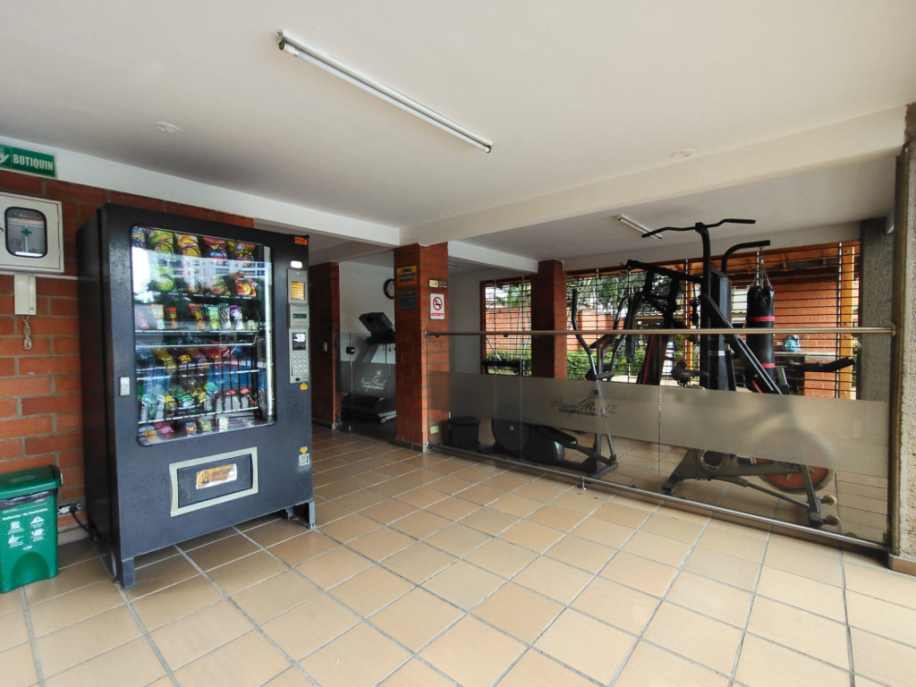 Apartamento En Arriendo - Urbanización La Flora, Cali