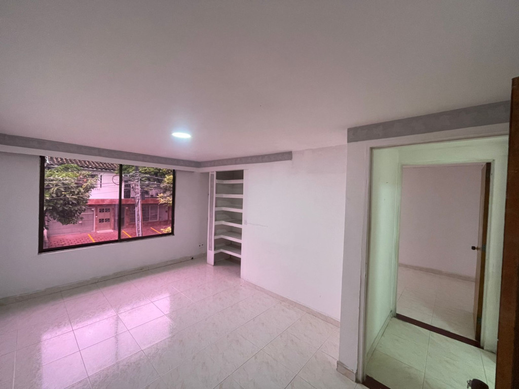 Casa En Arriendo - El Limonar, Cali