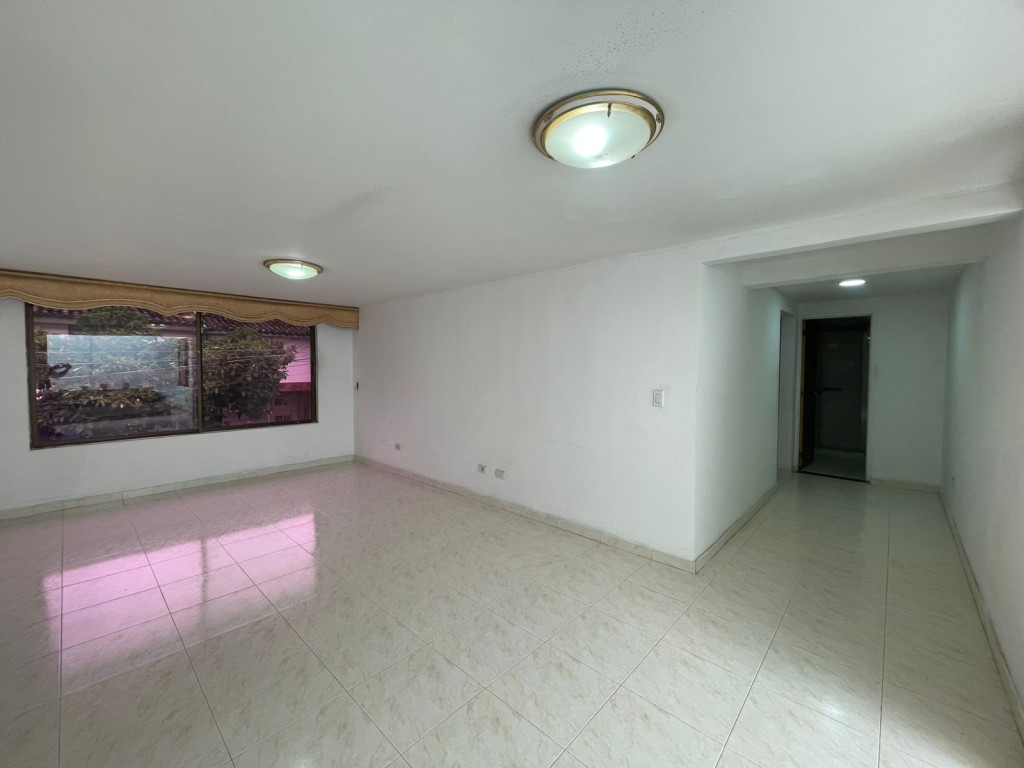 Casa En Arriendo - El Limonar, Cali