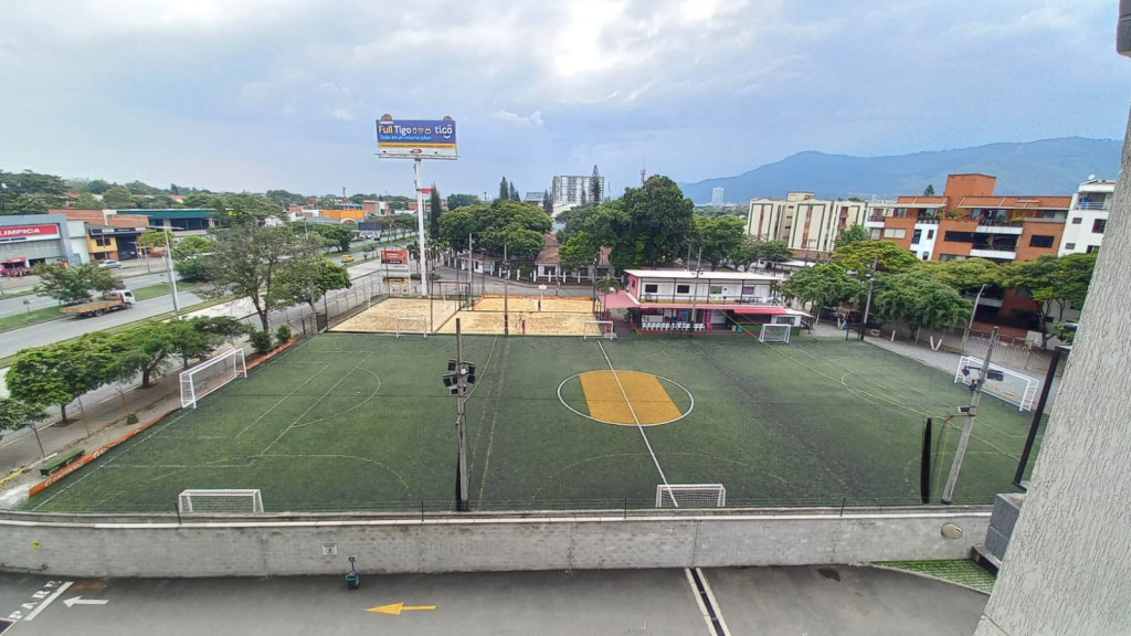 Apartaestudio En Arriendo - Urbanización La Flora, Cali