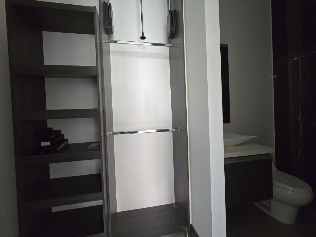 Apartamento En Venta - Bellavista, Cali