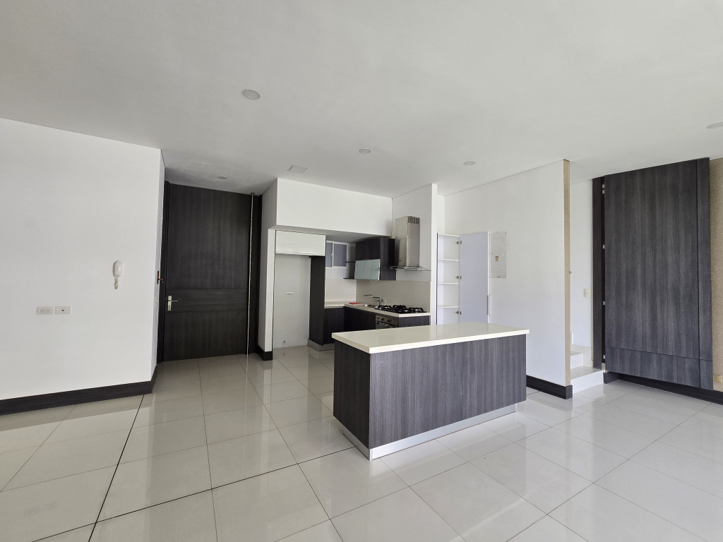 Apartamento En Venta - Bellavista, Cali