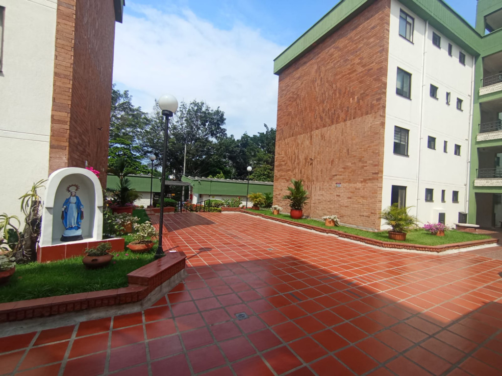 Apartamento En Arriendo - Pampalinda, Cali