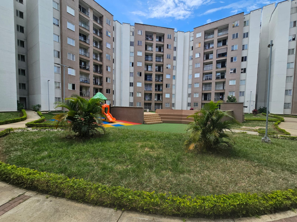 Apartamento En Arriendo - Ciudad Pacifica, Cali