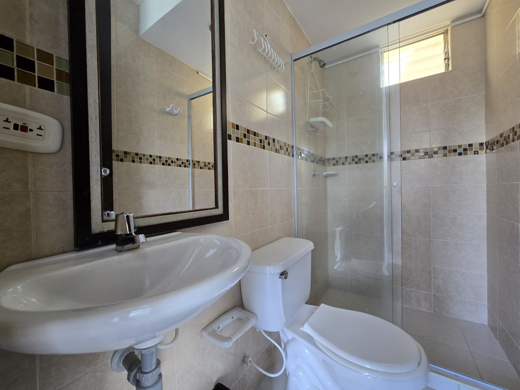 Apartamento En Venta - Aguacatal, Cali