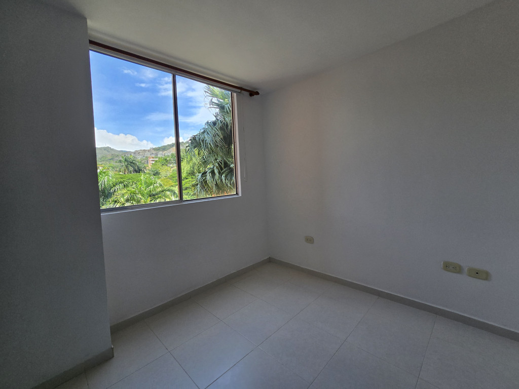 Apartamento En Venta - Aguacatal, Cali