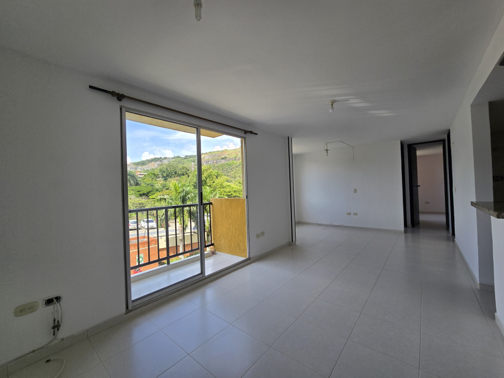 Apartamento En Venta - Aguacatal, Cali