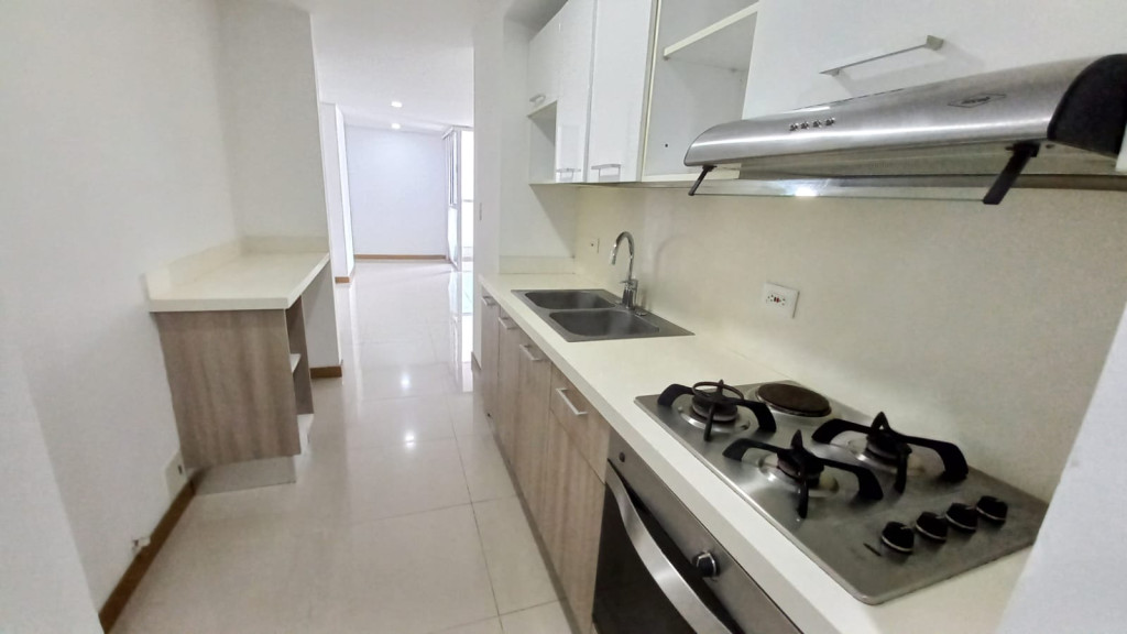Apartamento En Arriendo - Urbanización La Flora, Cali