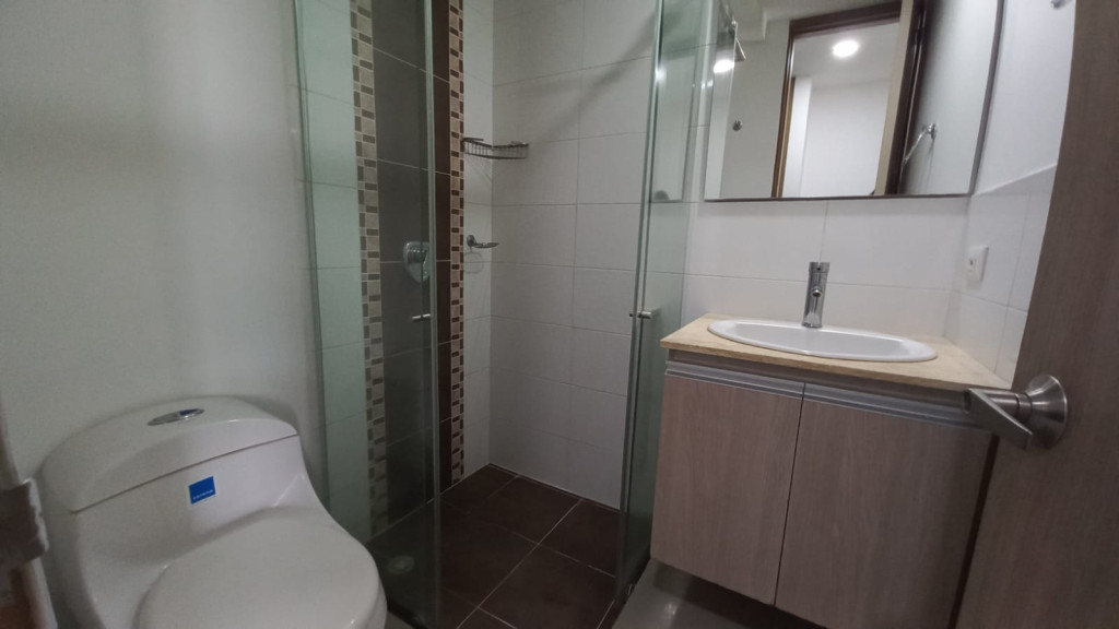 Apartamento En Arriendo - Urbanización La Flora, Cali