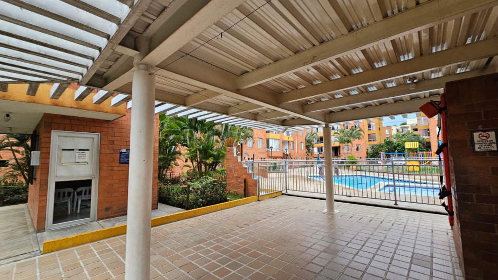 Apartamento En Arriendo - La Hacienda, Cali