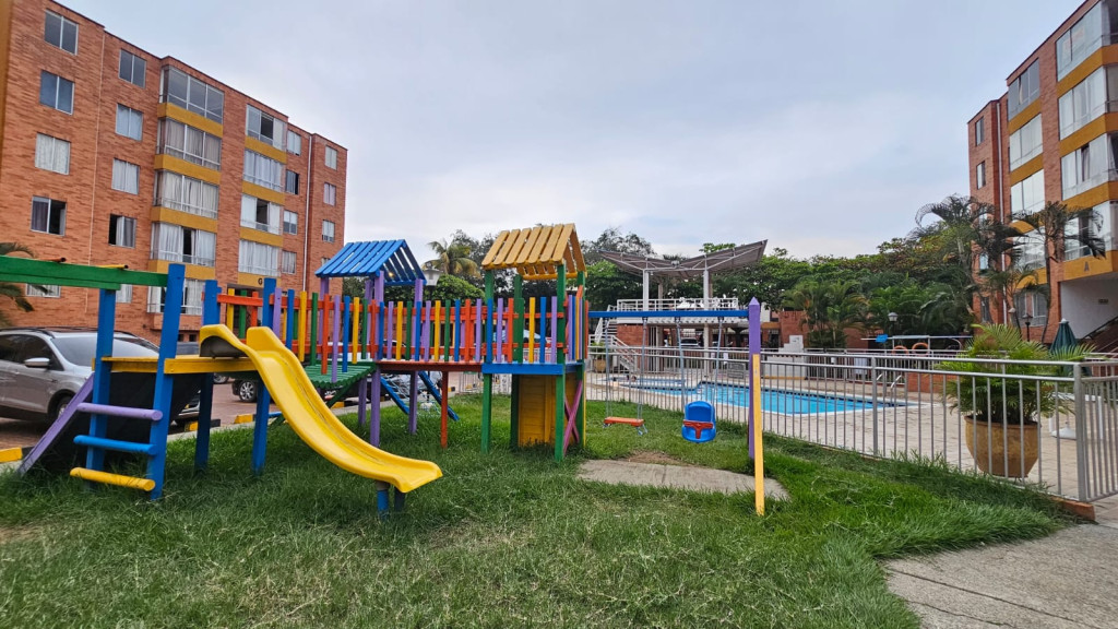 Apartamento En Arriendo - La Hacienda, Cali