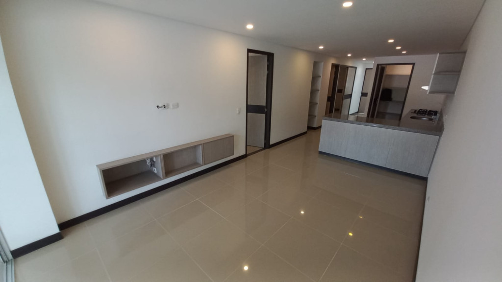Apartamento En Arriendo - Urbanización La Flora, Cali