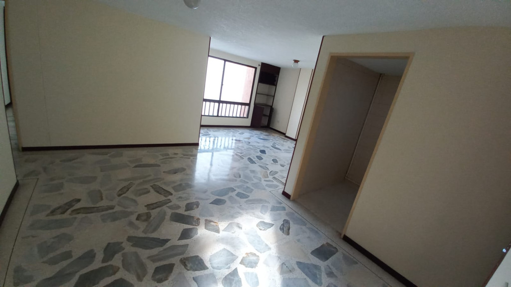 Apartamento En Arriendo - Prados Del Norte, Cali