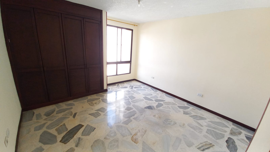 Apartamento En Arriendo - Prados Del Norte, Cali