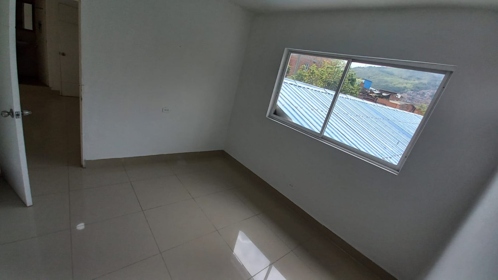 Local En Arriendo - Belalcázar, Yumbo