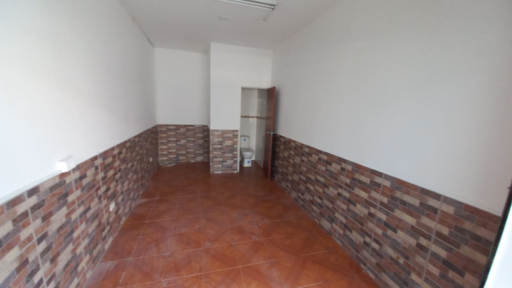 Local En Arriendo - Belalcázar, Yumbo