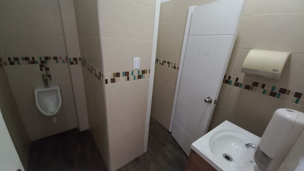 Local En Arriendo - Belalcázar, Yumbo