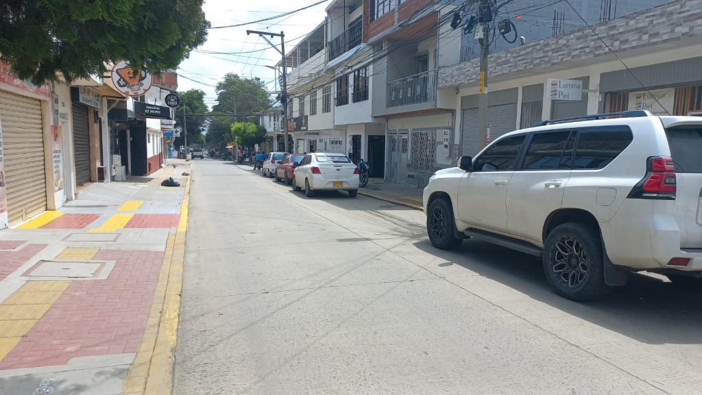 Local En Arriendo - Belalcázar, Yumbo