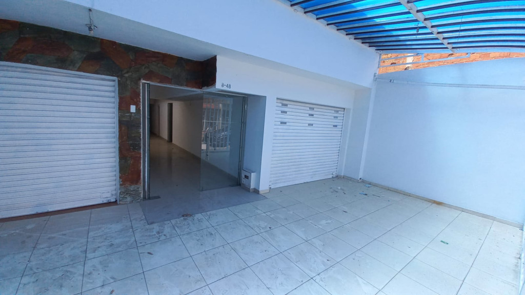 Local En Arriendo - Belalcázar, Yumbo