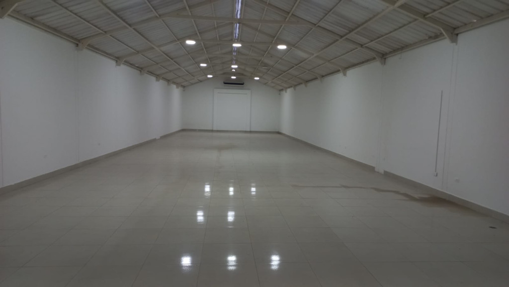 Local En Arriendo - Belalcázar, Yumbo