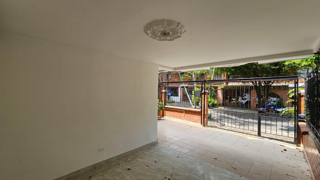 Casa En Arriendo - Caney, Cali