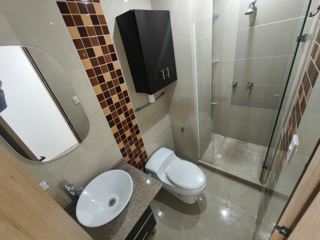 Apartamento En Arriendo - Urbanización La Flora, Cali