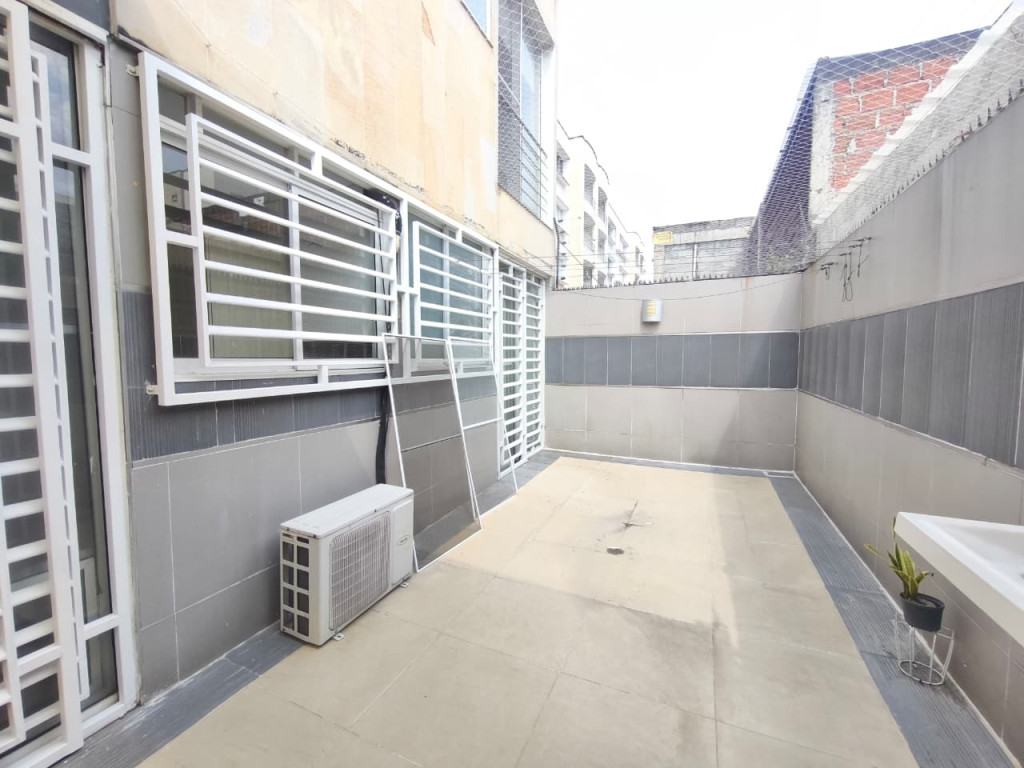 Apartamento En Arriendo - Urbanización La Flora, Cali