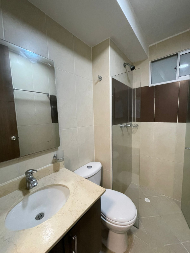 Apartamento En Arriendo - Valle Del Lili, Cali