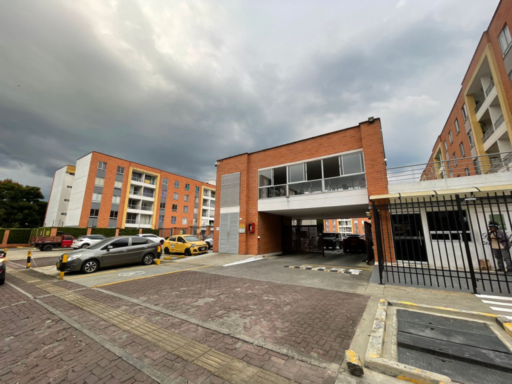 Apartamento En Arriendo - Valle Del Lili, Cali