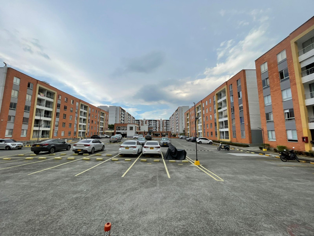 Apartamento En Arriendo - Valle Del Lili, Cali