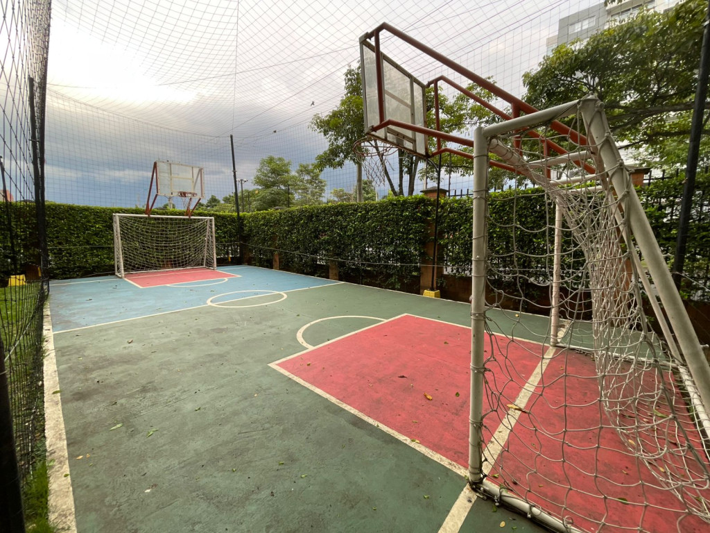 Apartamento En Arriendo - Valle Del Lili, Cali