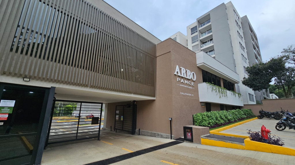 Apartaestudio En Arriendo - Pance, Cali