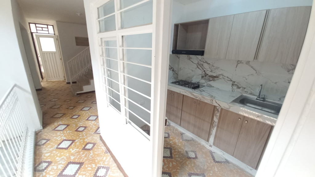 Casa En Arriendo - Atanasio Girardot, Cali