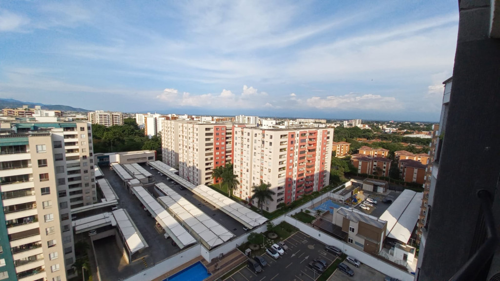 Apartaestudio En Arriendo - Urbanización La Flora, Cali