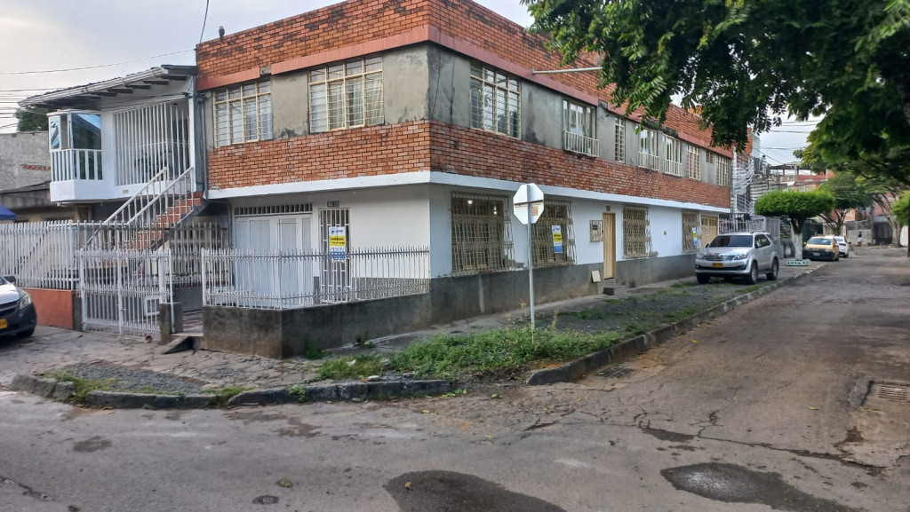 Casa En Arriendo - Aguablanca, Cali