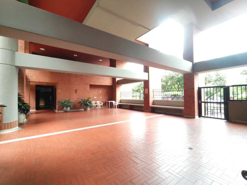 Apartamento En Arriendo - Chipichape, Cali