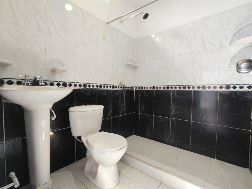 Casa En Arriendo - Ciudad Modelo, Cali