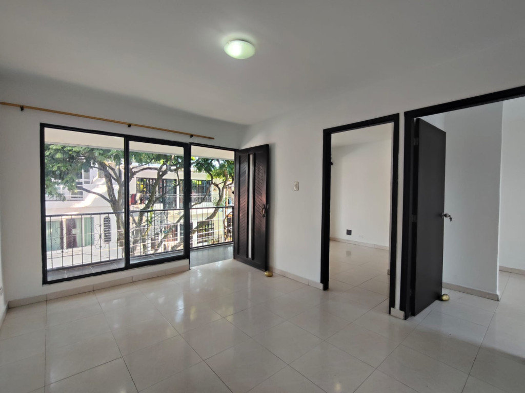 Casa En Arriendo - Ciudad Modelo, Cali