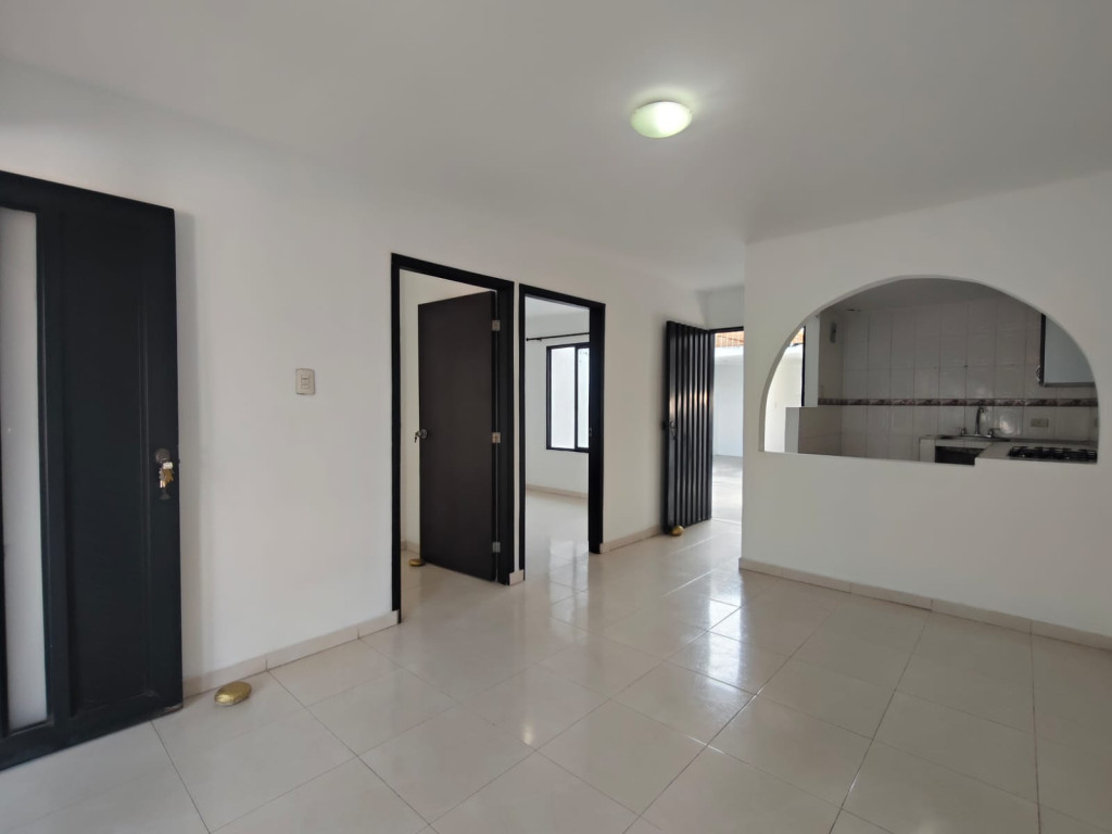 Casa En Arriendo - Ciudad Modelo, Cali