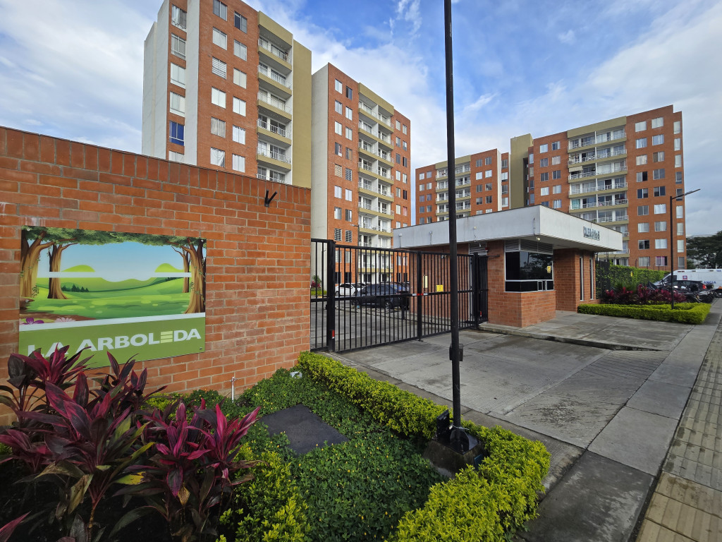 Apartamento En Venta - Kachipay, Cali