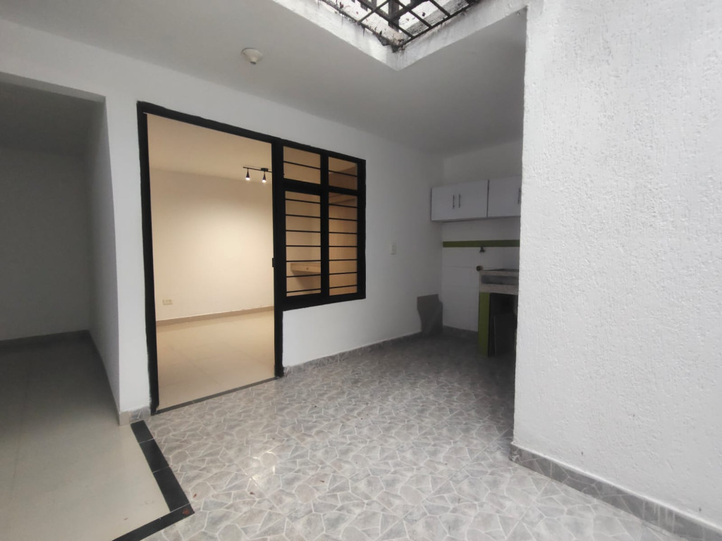 Apartamento En Arriendo - Ciudad Modelo, Cali