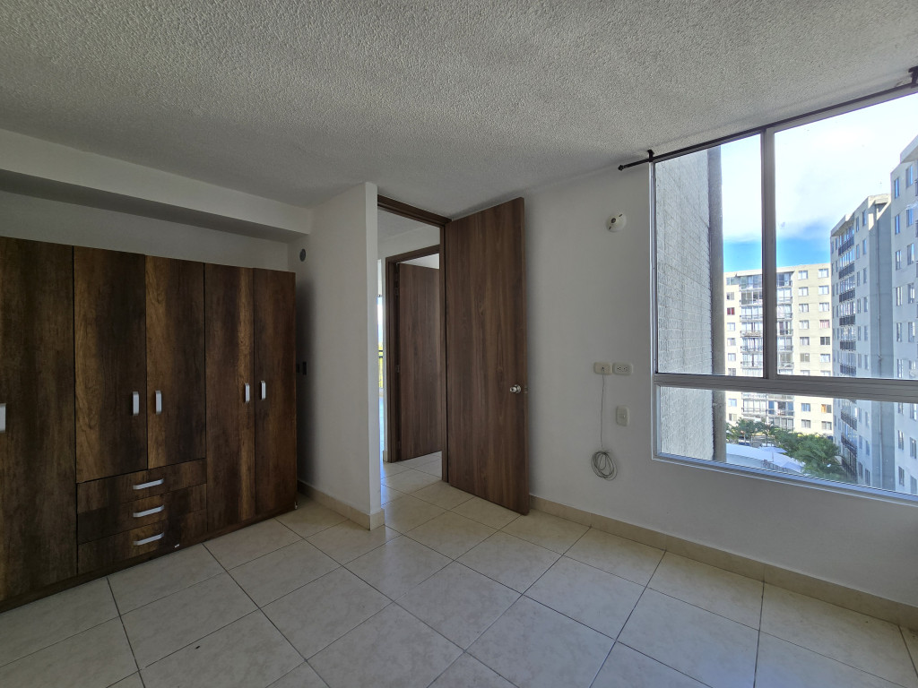 Apartamento En Venta - Ciudad Guabinas, Yumbo