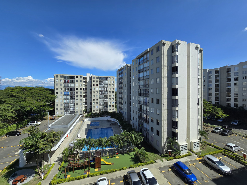 Apartamento En Venta - Ciudad Guabinas, Yumbo