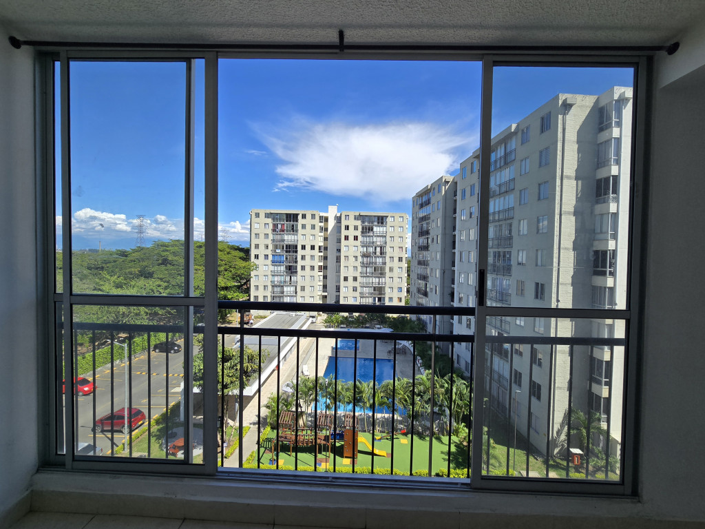 Apartamento En Venta - Ciudad Guabinas, Yumbo