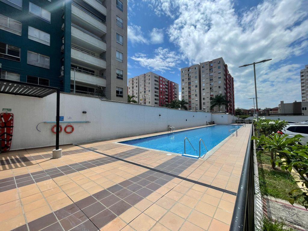 Apartaestudio En Arriendo - Urbanización La Flora, Cali